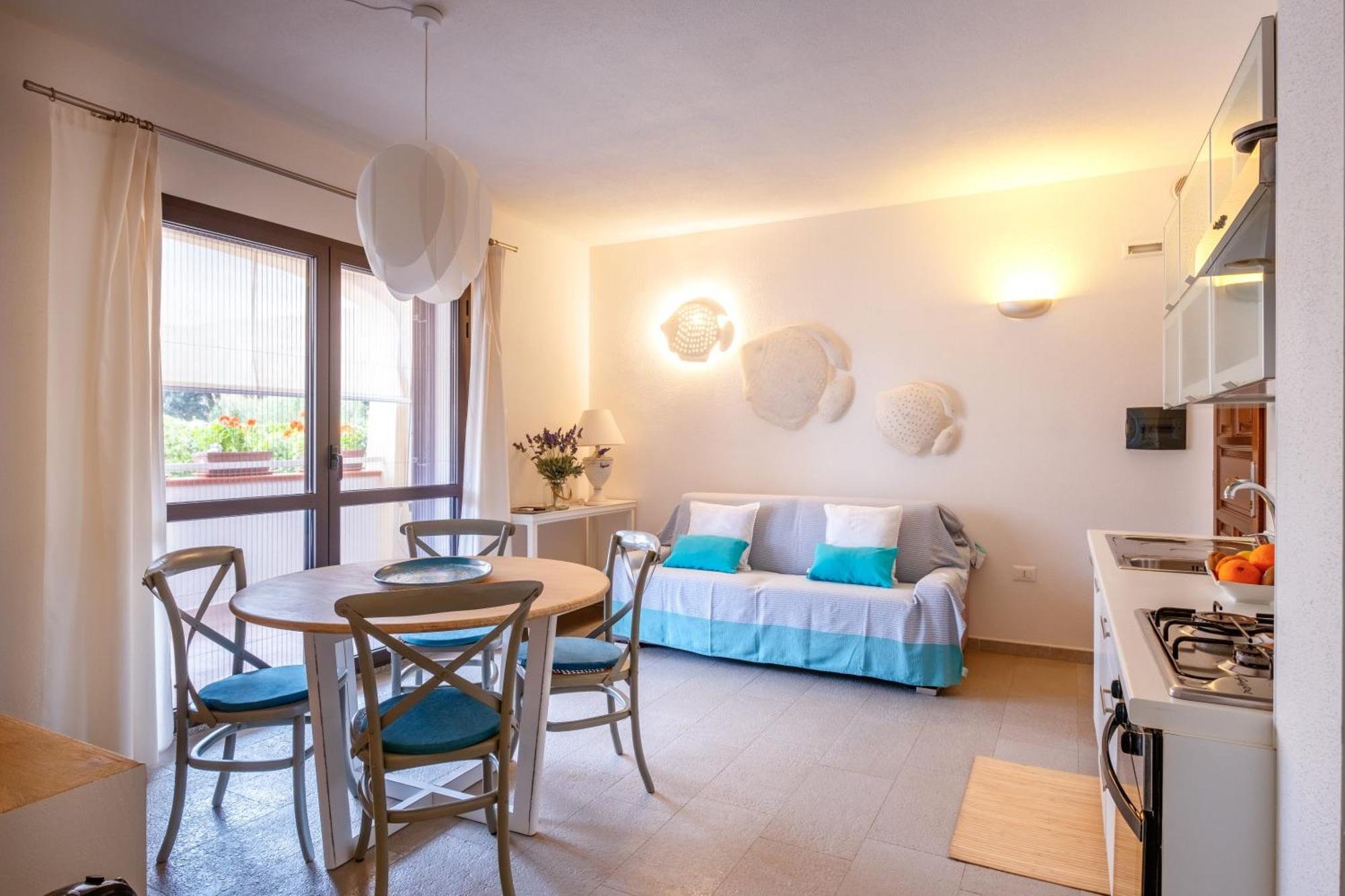 Orosei Home Holidays - I Fiori Extérieur photo