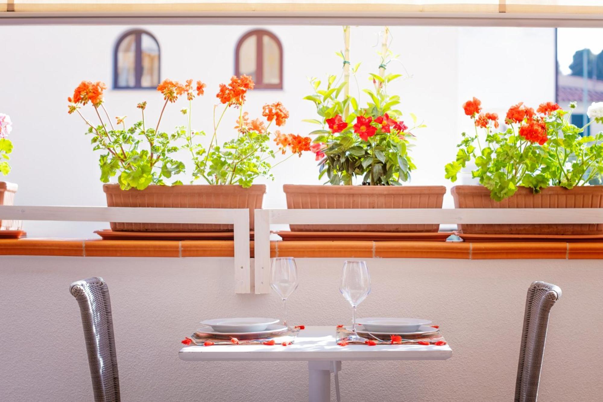 Orosei Home Holidays - I Fiori Extérieur photo